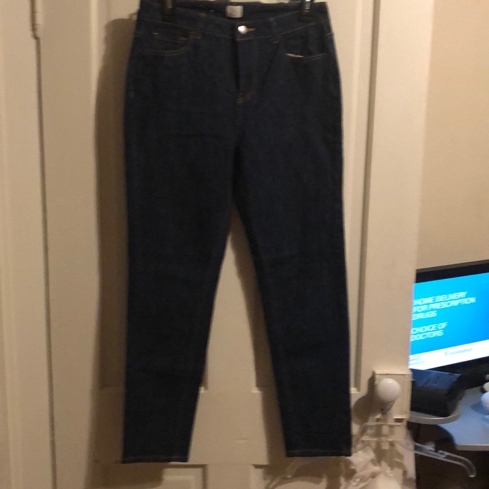 A new day straight leg jeans like new condition